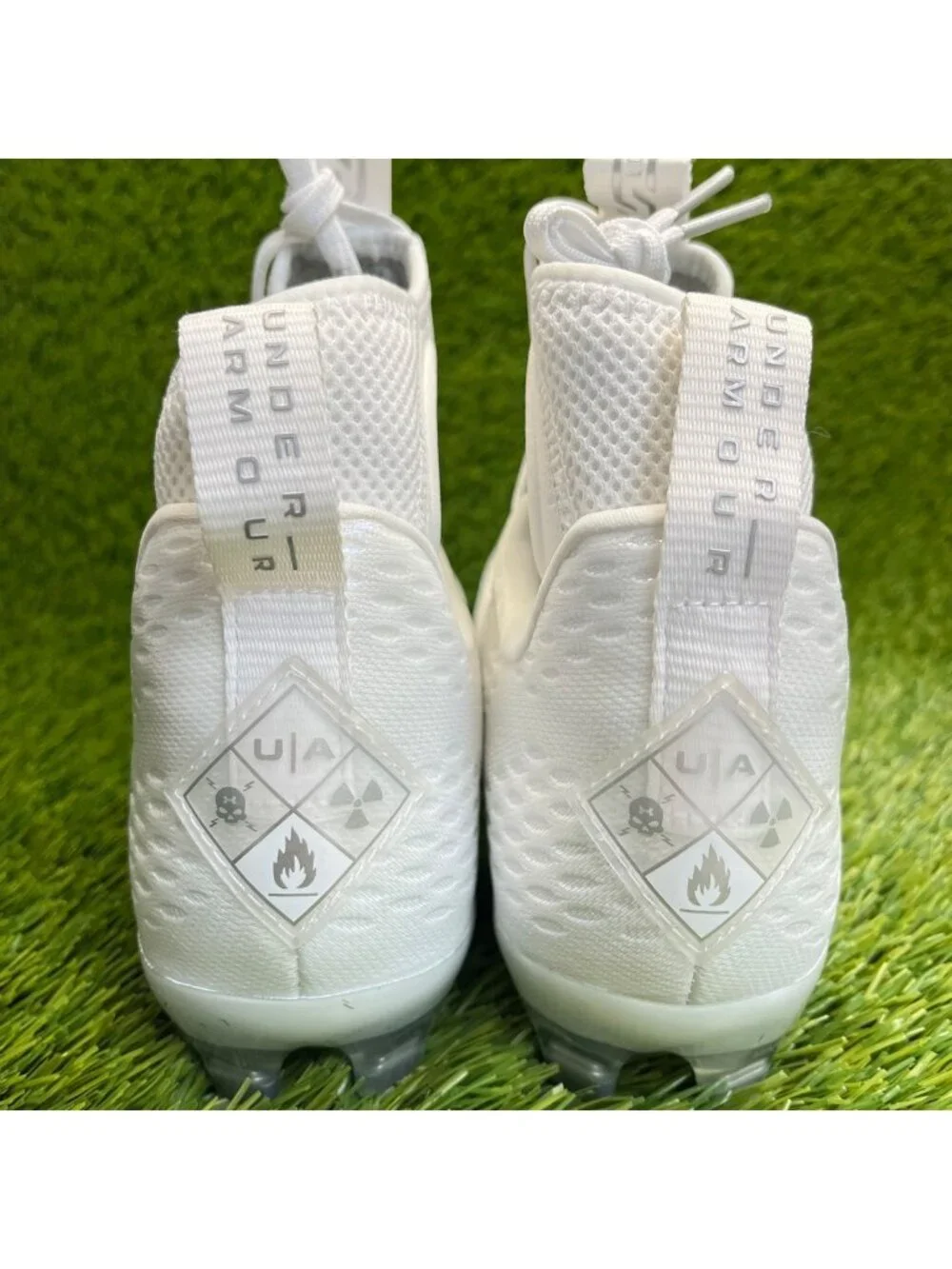 Under Armour Spotlight Lux MC 2.0 Mens Size 9.5 Triple White Football Cleats
